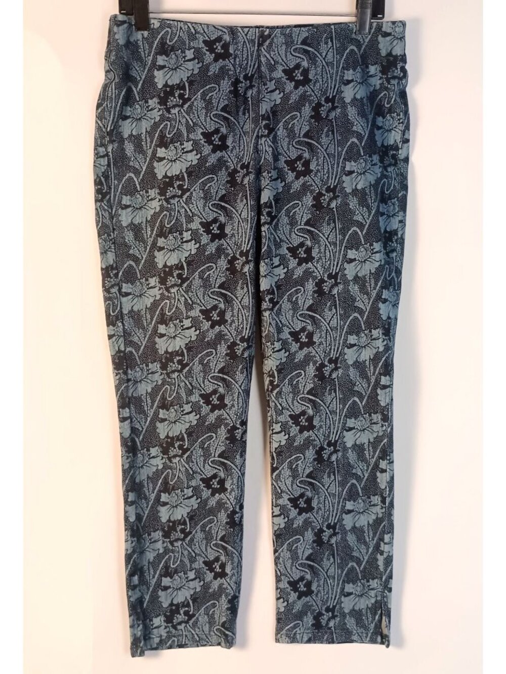 Soft Surroundings Floral Denim Leggings M Cropped Pull On High Rise